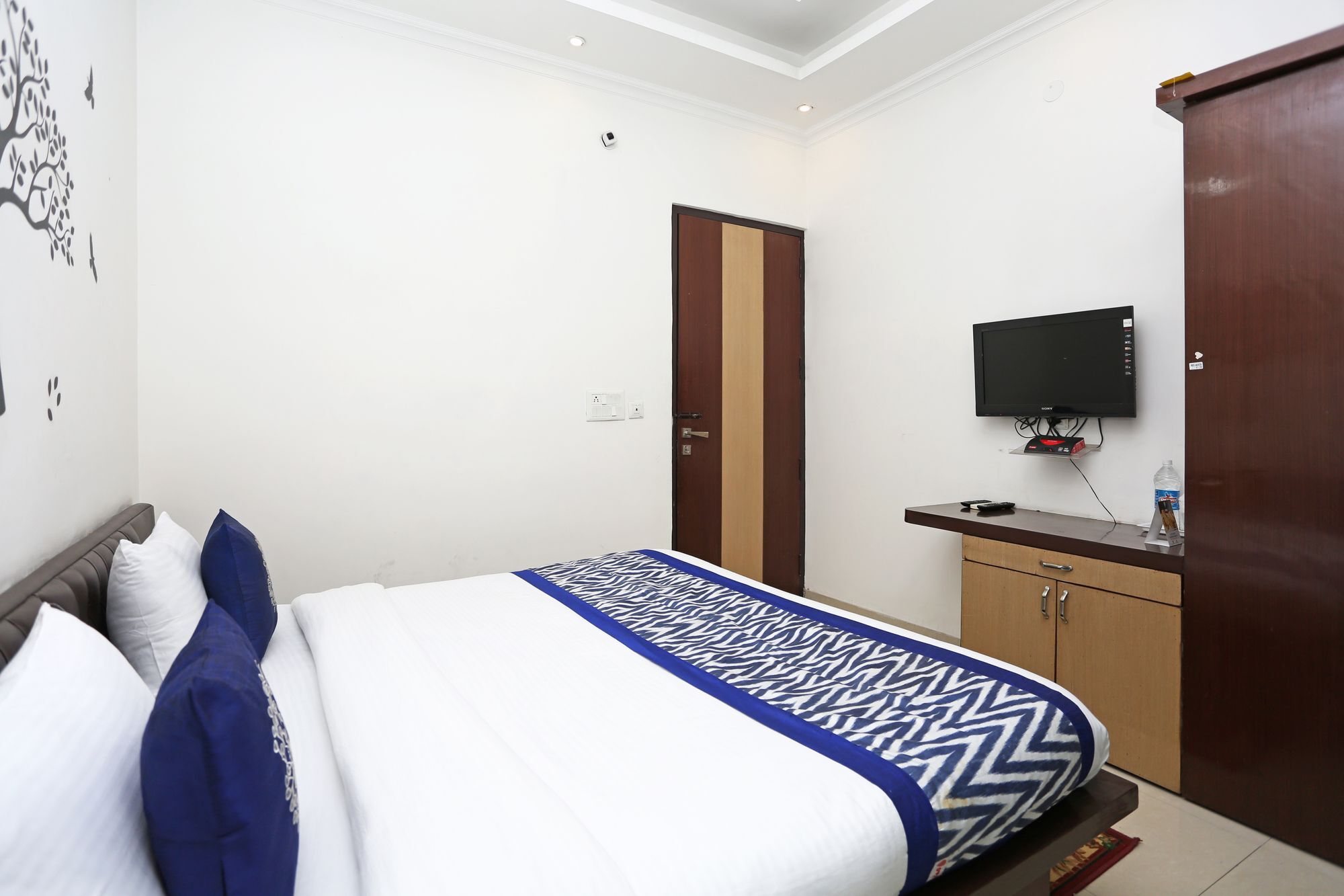 Hotel Collection O Sector 5 Ghaziabad Exterior foto